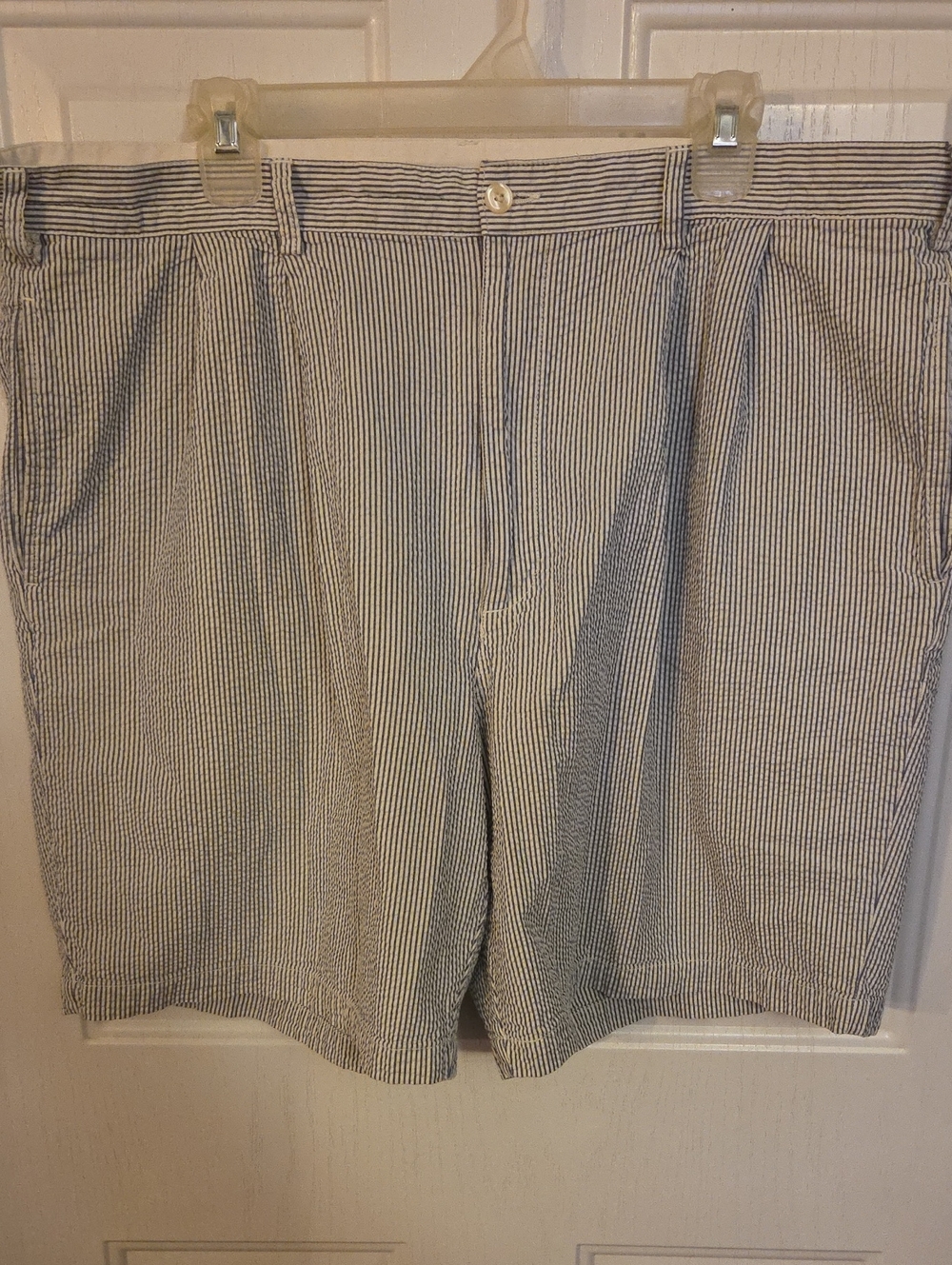 Brooks Brothers Men's Seersucker Stripe Shorts - Blue/White Size 42